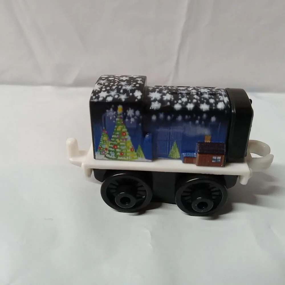 2014 Thomas the Train and Friends Mini Train With Tree And Snow